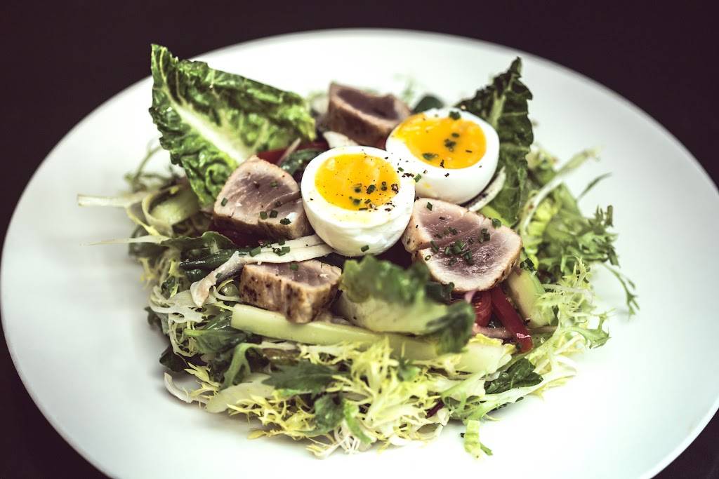 Le Petit Paris | night club | 418 S Spring St, Los Angeles, CA 90013, USA | 2132174445 OR +1 213-217-4445