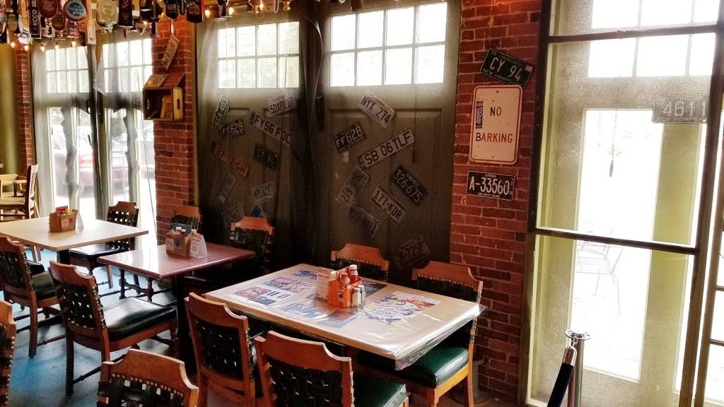 The Garage at The Governors Inn | restaurant | 78 Wakefield St, Rochester, NH 03867, USA | 6033320107 OR +1 603-332-0107