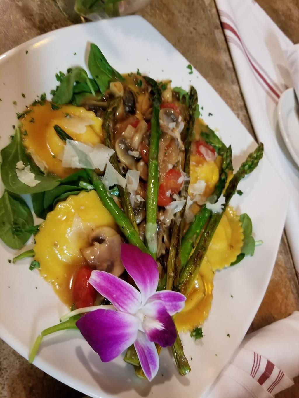 Darios Ristorante | restaurant | 187 River St, Fitchburg, MA 01420, USA | 9786273974 OR +1 978-627-3974