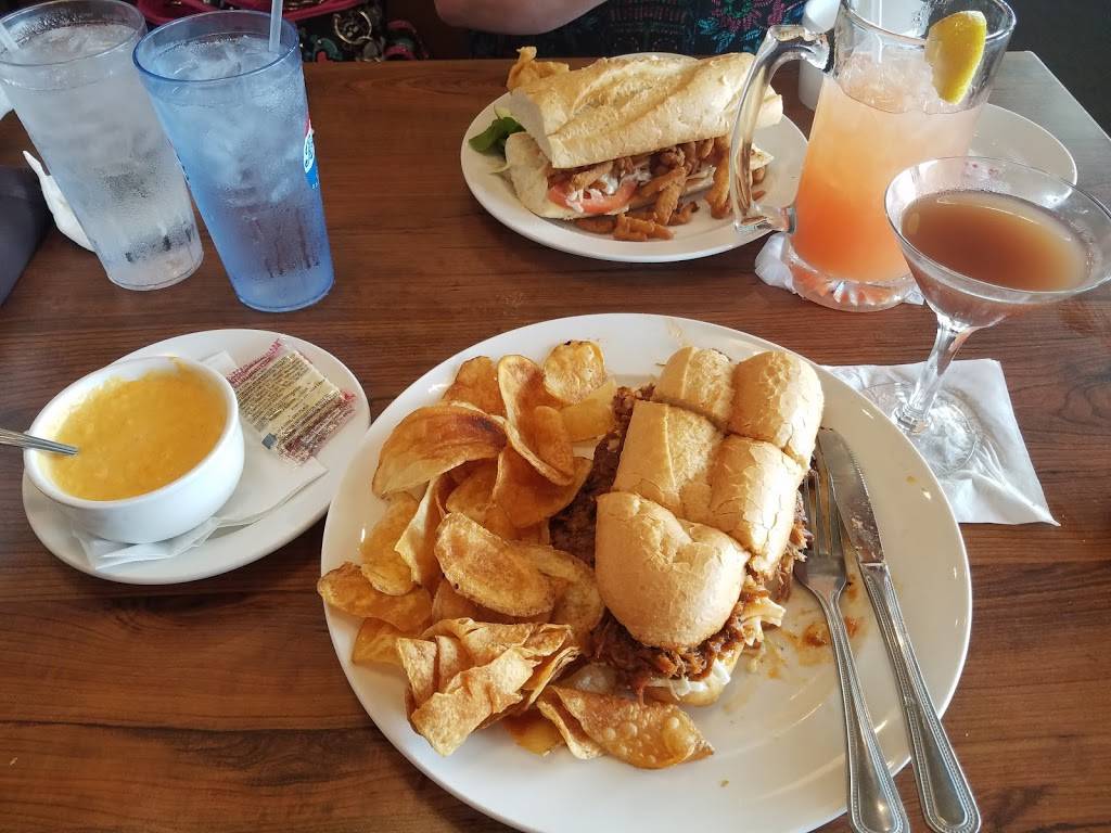 Catfish Charlies | restaurant | 1630 E 16th St, Dubuque, IA 52001, USA | 5635828600 OR +1 563-582-8600