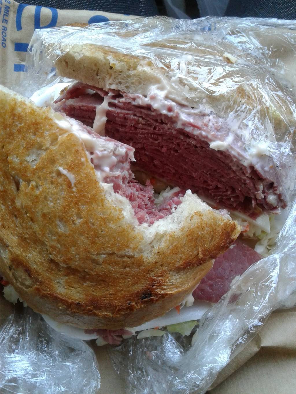 Star Deli | meal takeaway | 24555 West 12 Mile Road, Southfield, MI 48034, USA | 2483527377 OR +1 248-352-7377