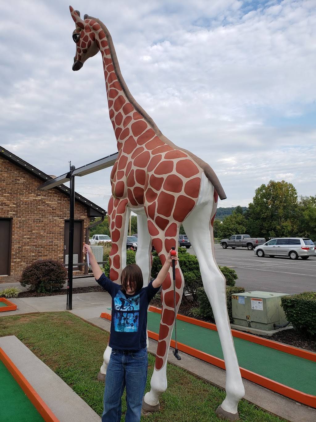 Putt-Putt Golf & Games | meal takeaway | 164 West End Ave, Knoxville, TN 37934, USA | 8656755558 OR +1 865-675-5558