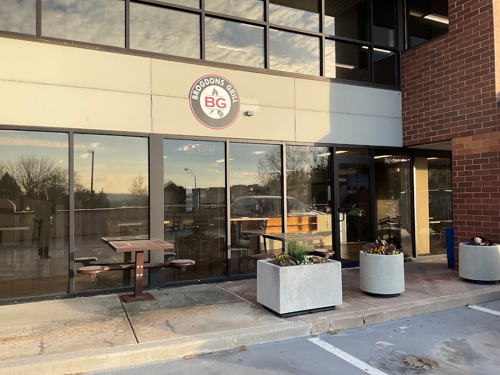 Brogdon’s Grill | restaurant | 303 International Cir Suite T130, Cockeysville, MD 21030, USA | 4432818164 OR +1 443-281-8164