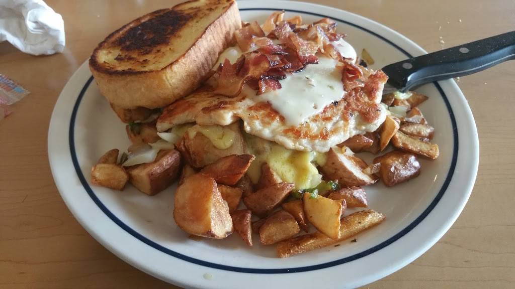 IHOP | restaurant | 145 Hillside Avenue, Williston Park, NY 11596, USA | 5167468421 OR +1 516-746-8421