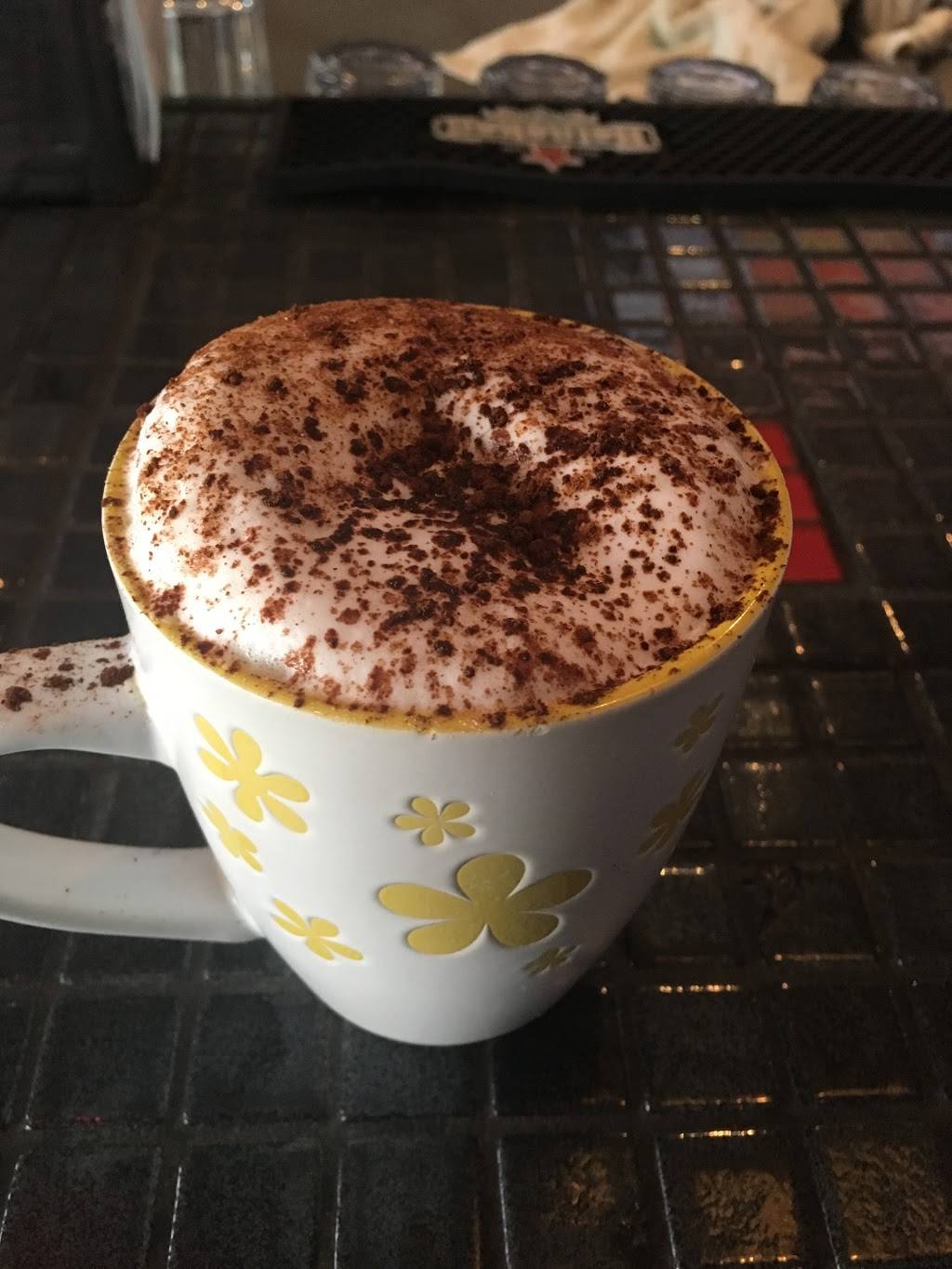 Salle De Bar Voodoo | night club | 1684 Av Dollard, LaSalle, QC H8N 1T8, Canada | 5143640152 OR +1 514-364-0152