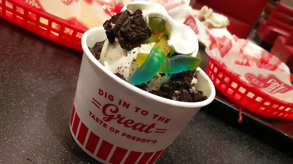 Freddys Frozen Custard & Steakburgers | restaurant | 39520 North W Daisy Mountain Dr, Anthem, AZ 85086, USA | 6234767584 OR +1 623-476-7584