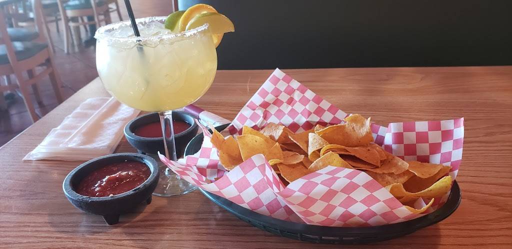 El Molcajete | restaurant | 2435 E North St, Greenville, SC 29615, USA | 8642921111 OR +1 864-292-1111