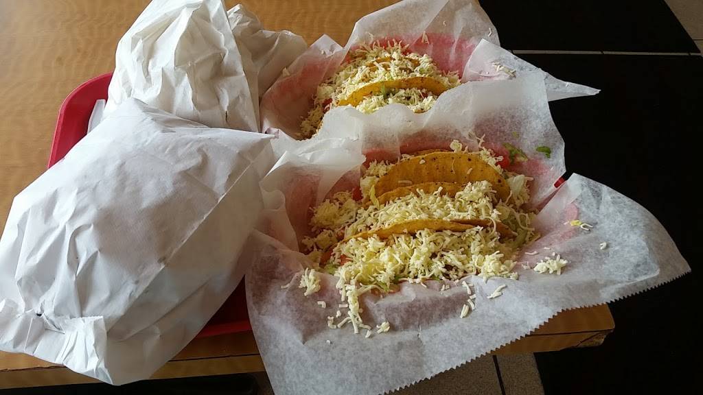 El Taco | restaurant | 316 W Kearney St, Springfield, MO 65803, USA | 4178694340 OR +1 417-869-4340