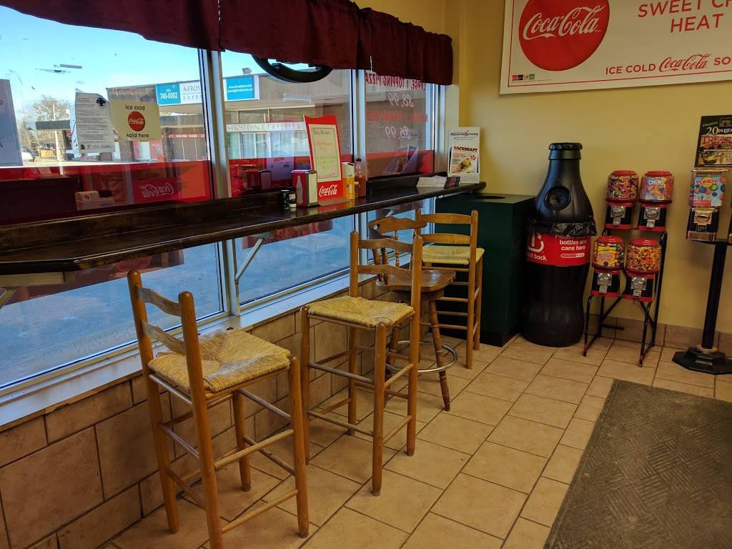 The Pizza Shack | restaurant | 184 Marina Blvd, Peterborough, ON K9H 6M9, Canada | 7057457422 OR +1 705-745-7422