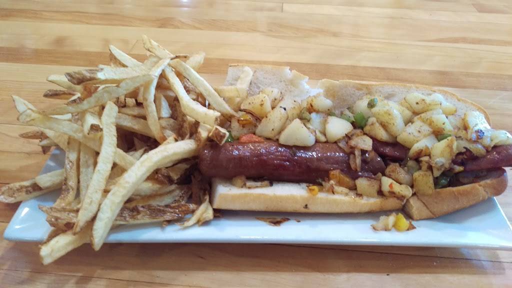 Roys Deli & Market, Inc | restaurant | 1 Allyson Way, Allentown, NJ 08501, USA | 6092230421 OR +1 609-223-0421