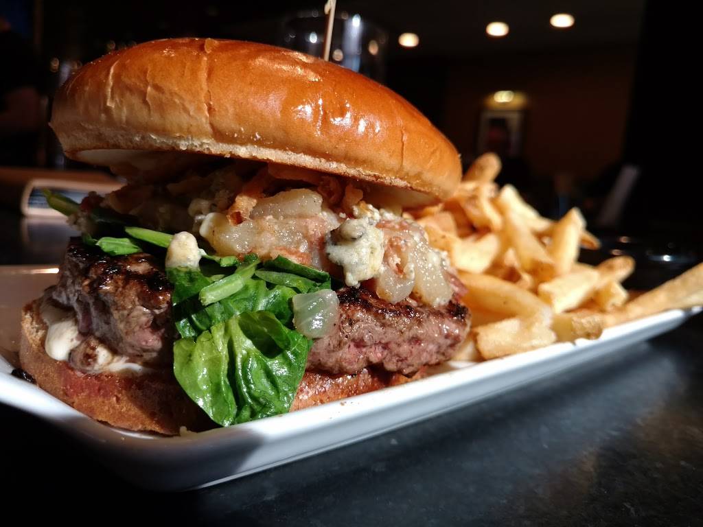Bru Burger Bar - Indianapolis | restaurant | 410 Massachusetts Ave, Indianapolis, IN 46204, USA | 3176354278 OR +1 317-635-4278