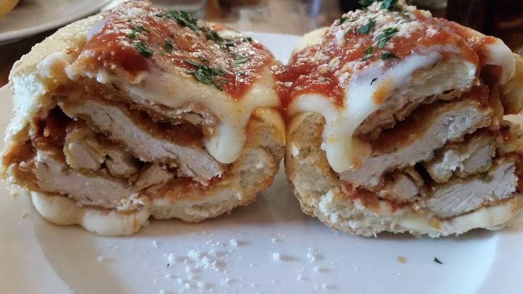 Touch of Italy Lewes DE | restaurant | 101 2nd St, Lewes, DE 19958, USA | 3028272730 OR +1 302-827-2730