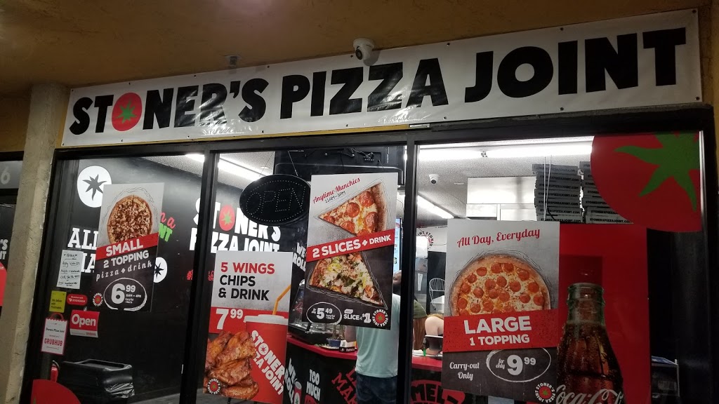 Stoners Pizza Joint | restaurant | 146 NW 20th St, Boca Raton, FL 33431, USA | 5617569155 OR +1 561-756-9155