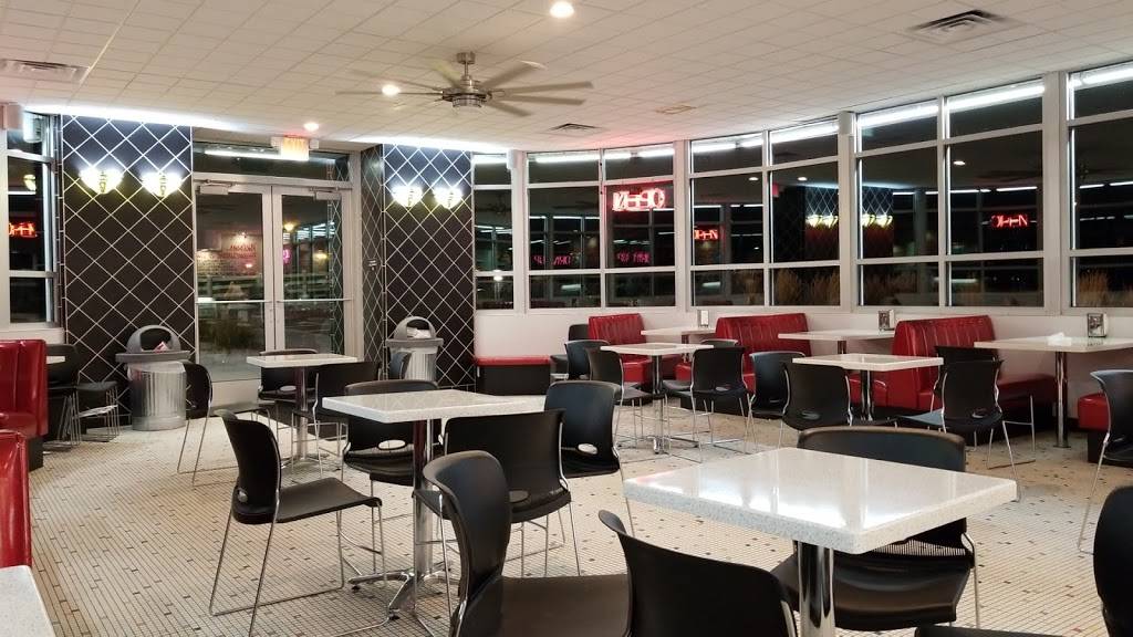 Nielsens Frozen Custard | restaurant | 3779 S Jordan Pkwy, South Jordan, UT 84009, USA | 8012807479 OR +1 801-280-7479