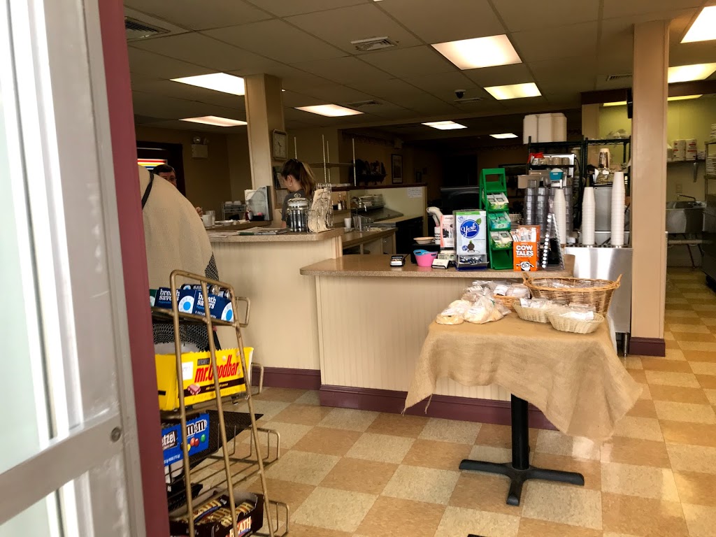 Central Manor Bakery & Grille | bakery | 3667 Blue Rock Rd, Lancaster, PA 17603, USA | 7178728211 OR +1 717-872-8211