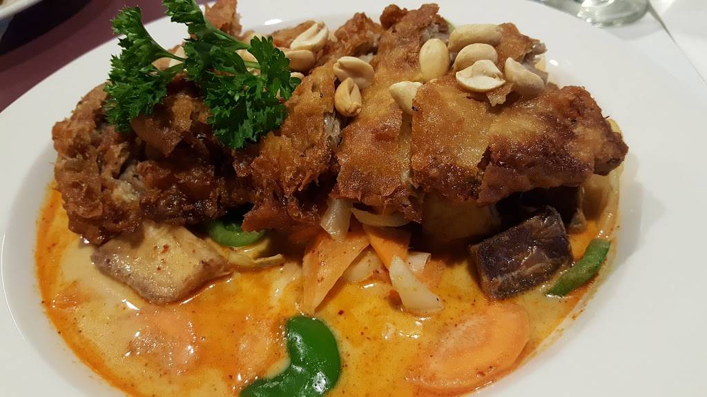 Jao Praya Thai Cuisine | restaurant | 299 Boston Turnpike, Bolton, CT 06043, USA | 8605120686 OR +1 860-512-0686