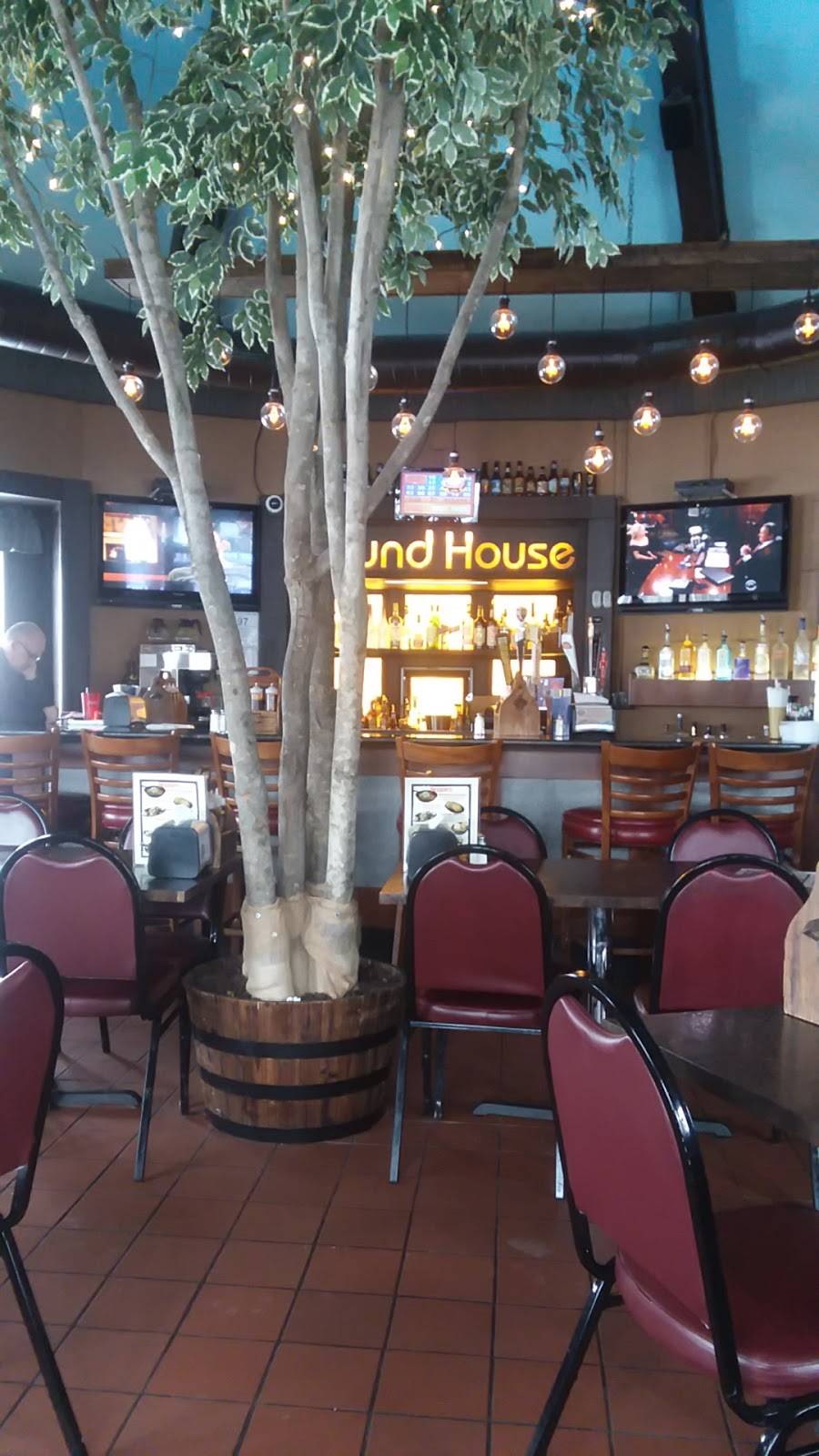 Round House BBQ | restaurant | 2760 W Jefferson Ave, Trenton, MI 48183, USA | 7346716100 OR +1 734-671-6100