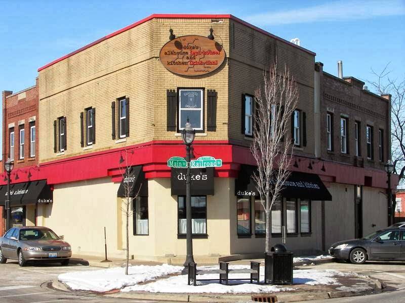 Dukes Alehouse and Kitchen | restaurant | 110 N Main St, Crystal Lake, IL 60014, USA | 8153569980 OR +1 815-356-9980