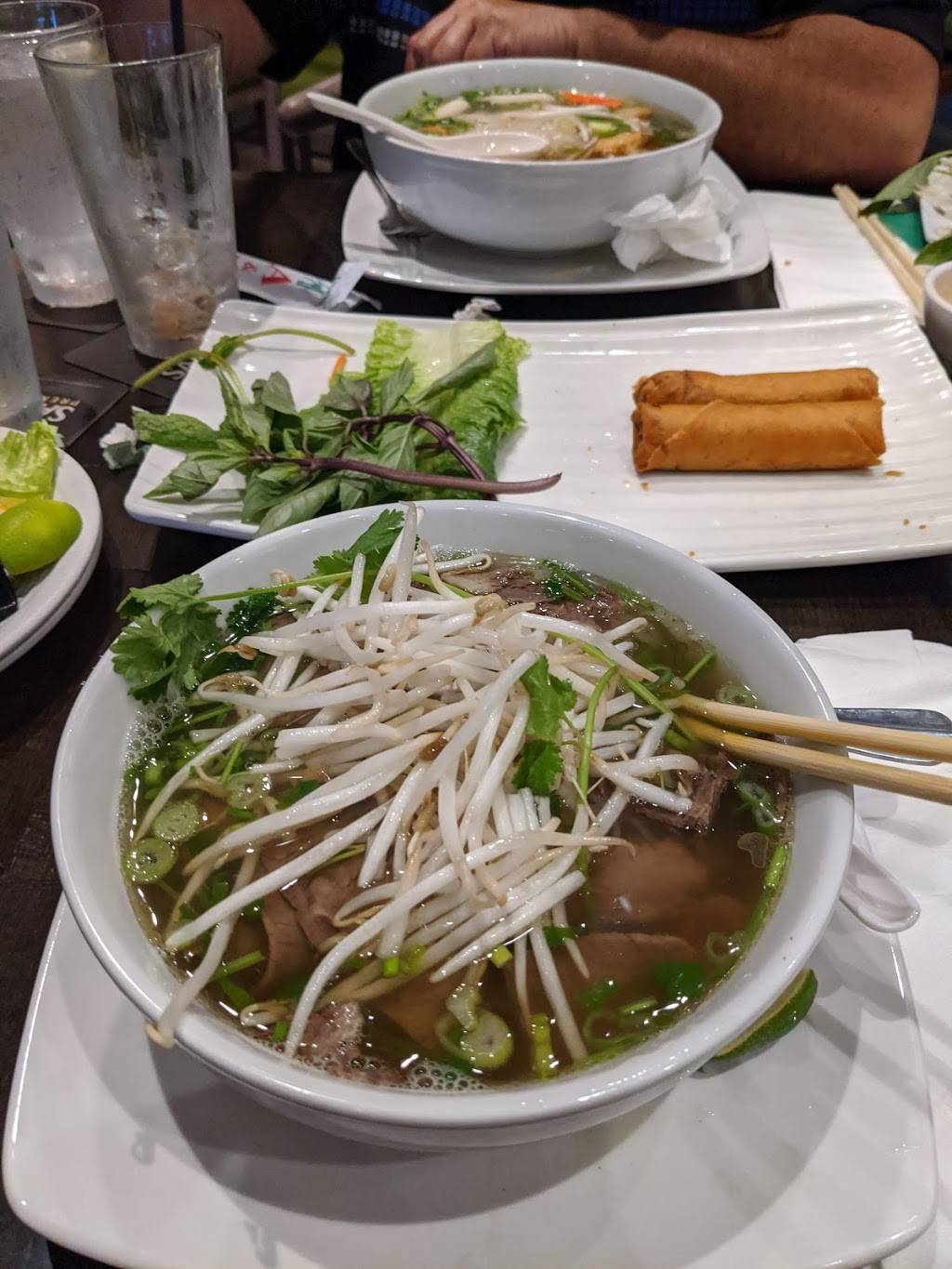 Pho Ca Dao Vietnamese Kitchen | restaurant | 2467 Fenton Pkwy #D104, San Diego, CA 92108, USA | 6196845129 OR +1 619-684-5129