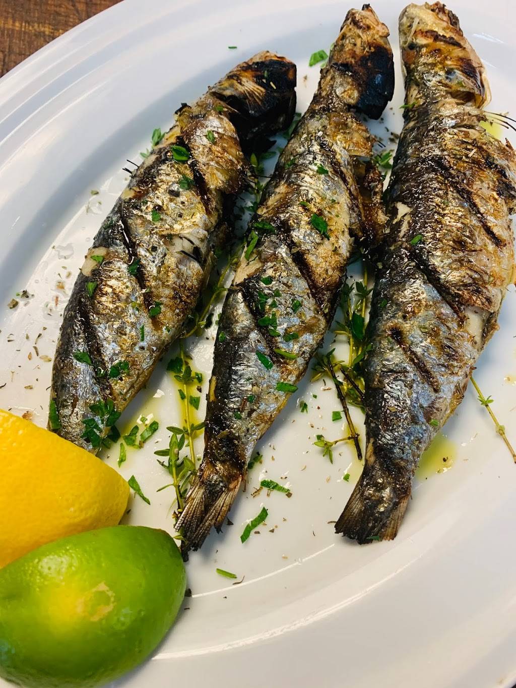 The Yacht Club | restaurant | 541 River Rd, Edgewater, NJ 07020, USA | 2019453300 OR +1 201-945-3300