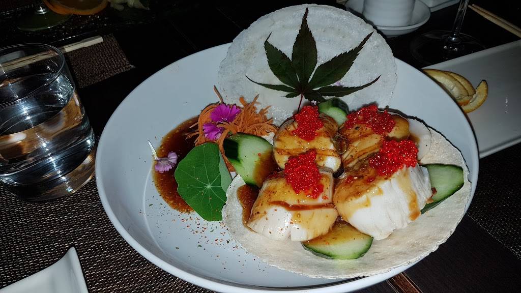 Kazumi Sushi Lounge | restaurant | 6394 Rue Sherbrooke E, Montréal, QC H1N 3P6, Canada | 4383809898 OR +1 438-380-9898