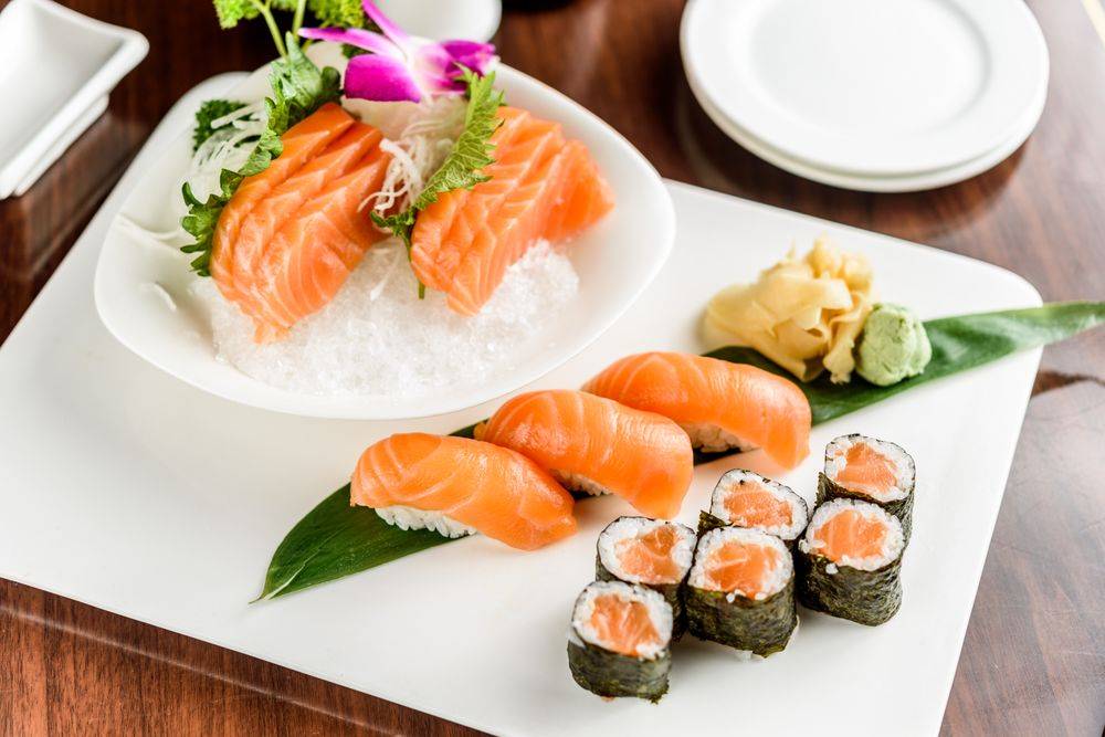 Four Leaves Asian Restaurant | restaurant | 7044 University Dr NW A, Huntsville, AL 35806, USA | 2564299393 OR +1 256-429-9393