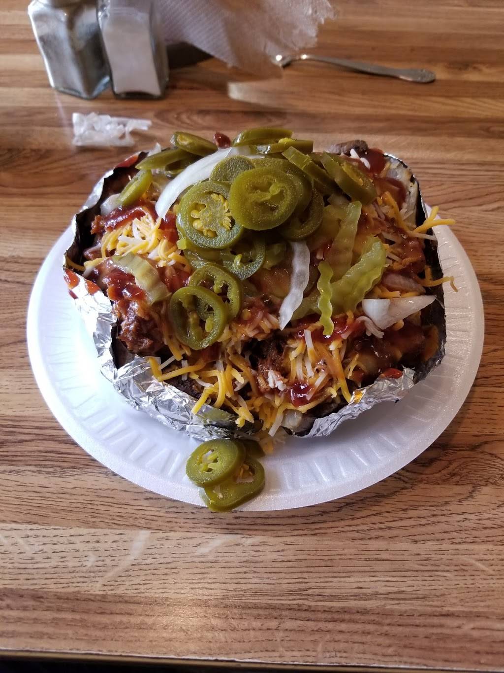 Pioneer BBQ | restaurant | 213 N Nixon Ave, Nixon, TX 78140, USA | 5127813005 OR +1 512-781-3005