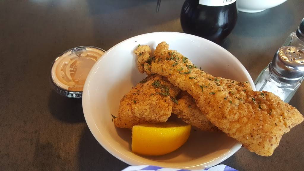 Pappa’s Waffles & Seafood | restaurant | 311 W Ashley St, Jacksonville, FL 32202, USA | 9043742948 OR +1 904-374-2948