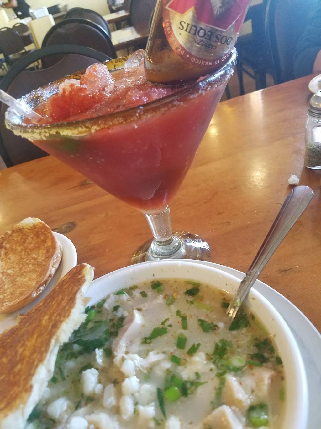 Michas Restaurant | restaurant | 2908 S 4th Ave, Tucson, AZ 85713, USA | 5206235307 OR +1 520-623-5307