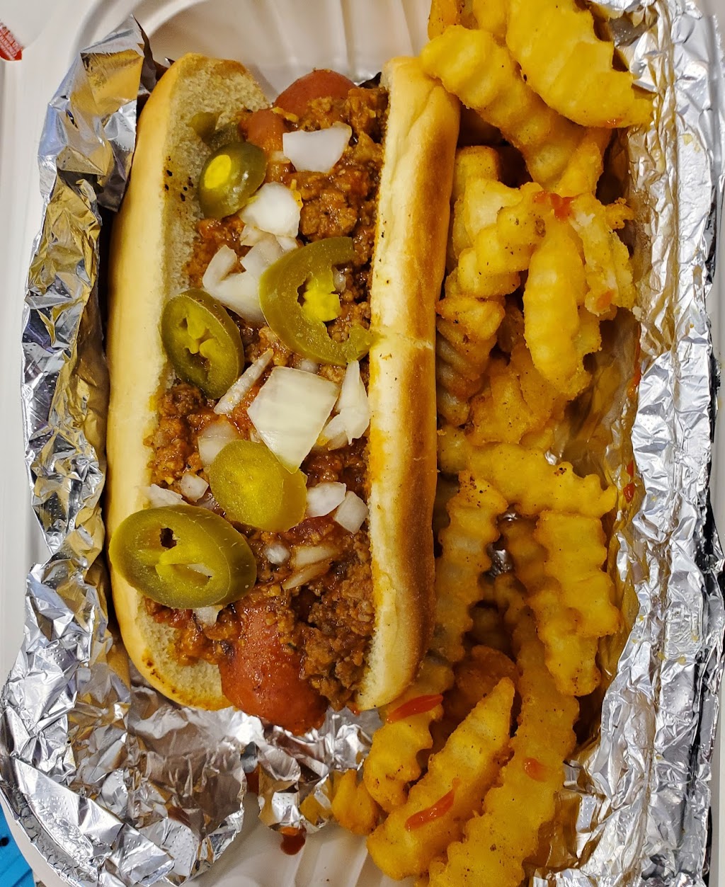 Fresh Dawgs | restaurant | 300 Monticello Ave, Norfolk, VA 23510, USA | 7579046436 OR +1 757-904-6436