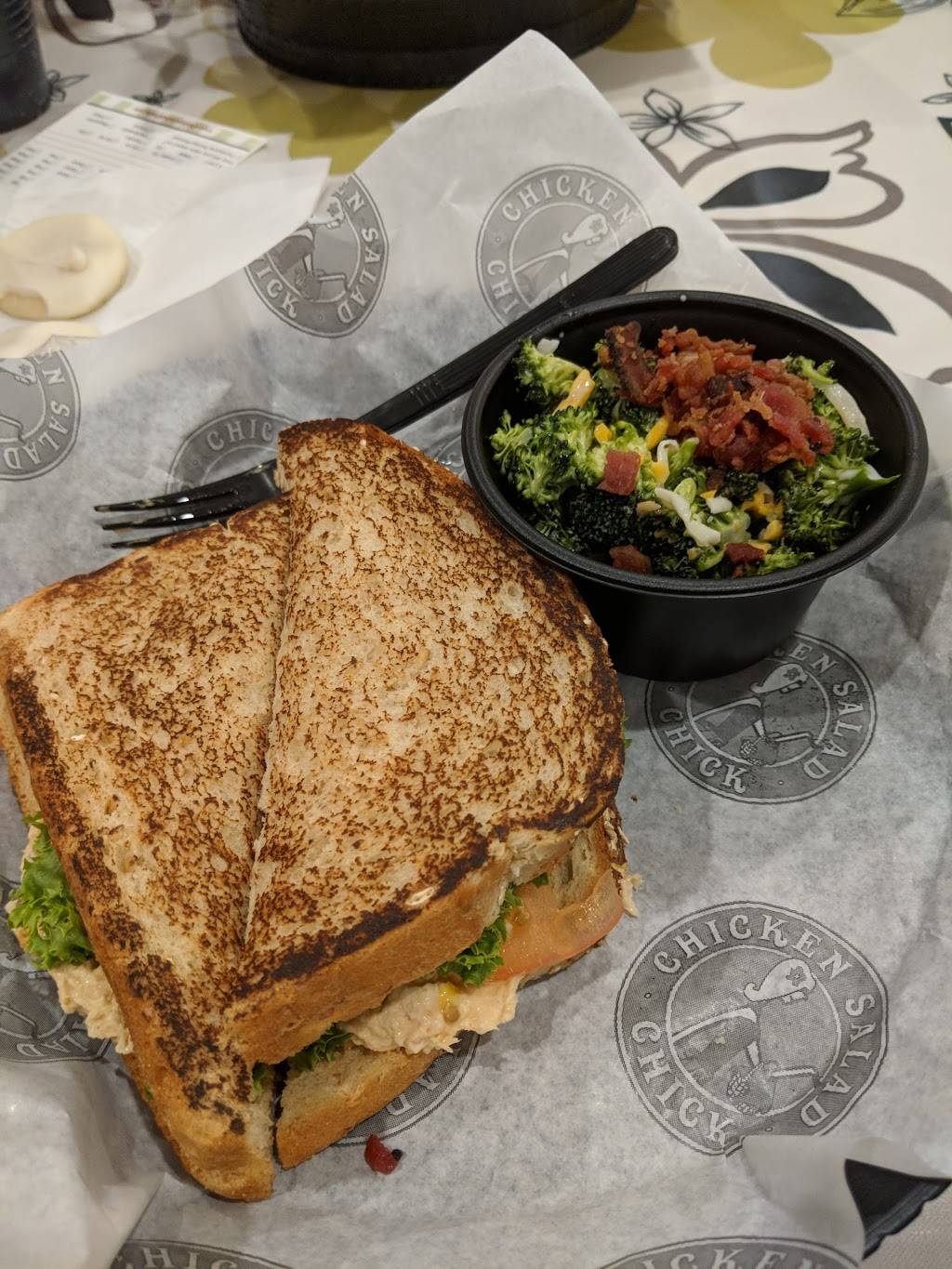 Chicken Salad Chick | restaurant | 1820 Gunbarrel Rd #200, Chattanooga, TN 37421, USA | 4233543043 OR +1 423-354-3043