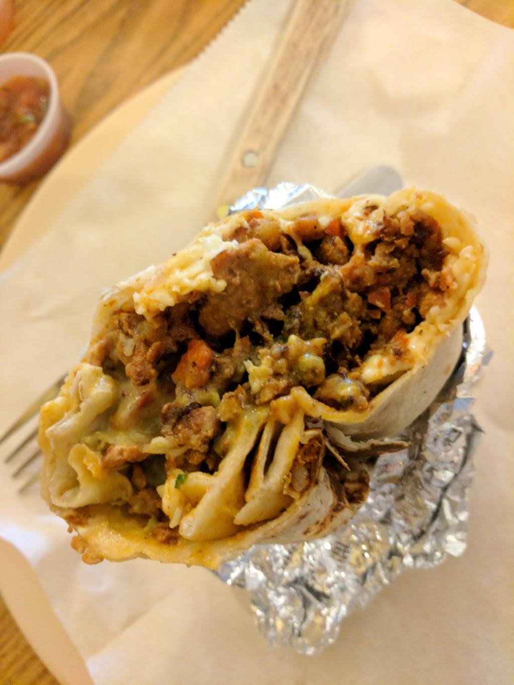 Taqueria Los Gordos | restaurant | 5200 Churn Creek Rd # L, Redding, CA 96002, USA | 5302225081 OR +1 530-222-5081