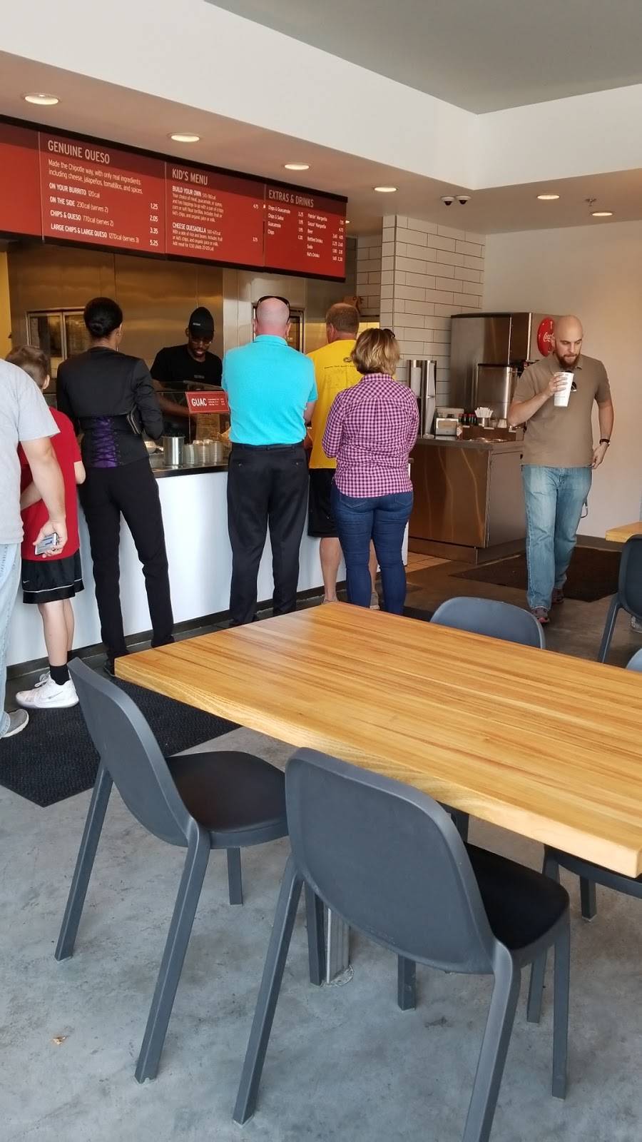 Chipotle Mexican Grill | restaurant | 4323 Chouteau Trafficway A-1, Kansas City, MO 64117, USA | 8164599892 OR +1 816-459-9892