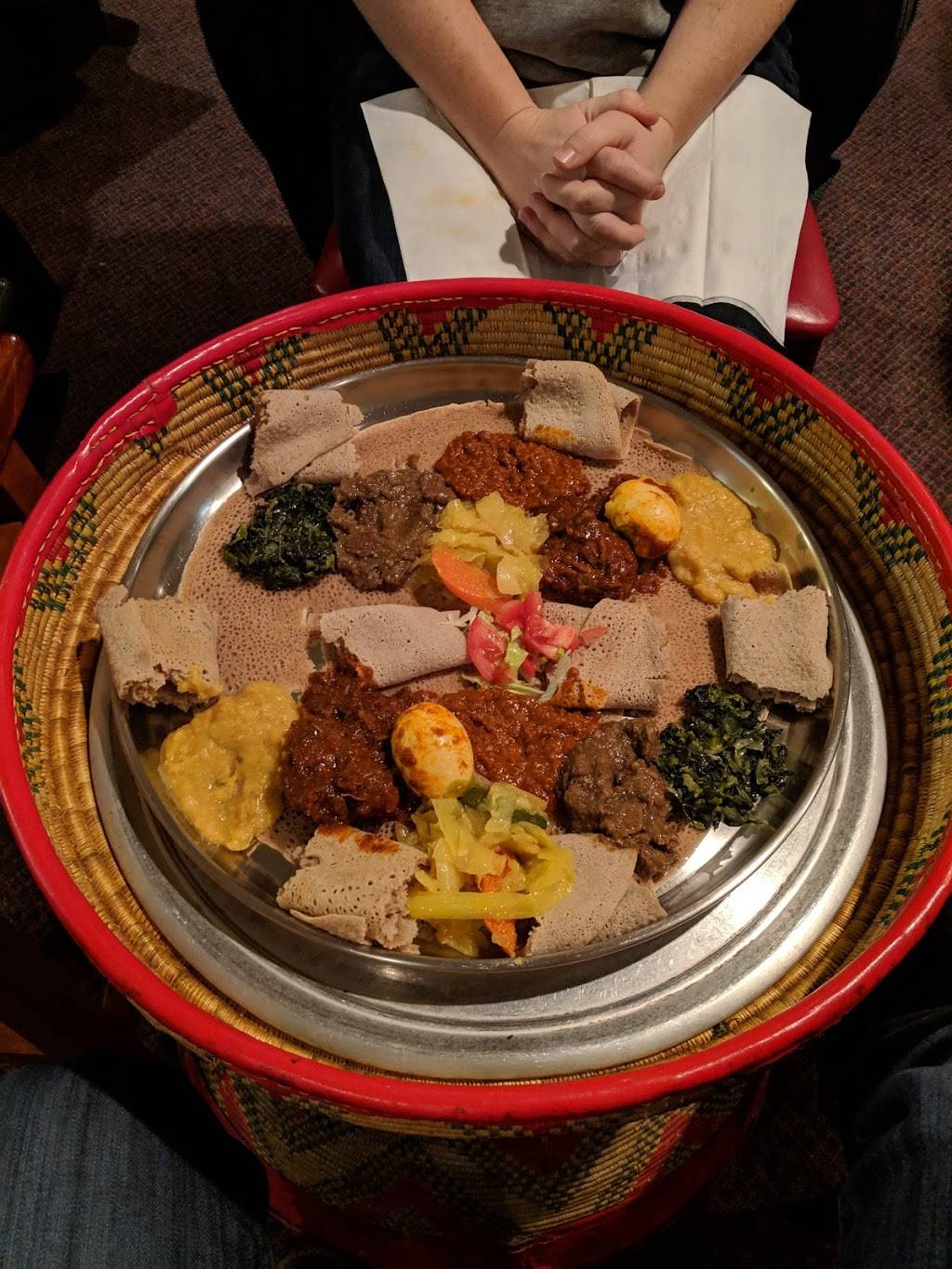 Ethiopian Cottage Restaurant | restaurant | 1824 N Farwell Ave, Milwaukee, WI 53202, USA | 4142245226 OR +1 414-224-5226