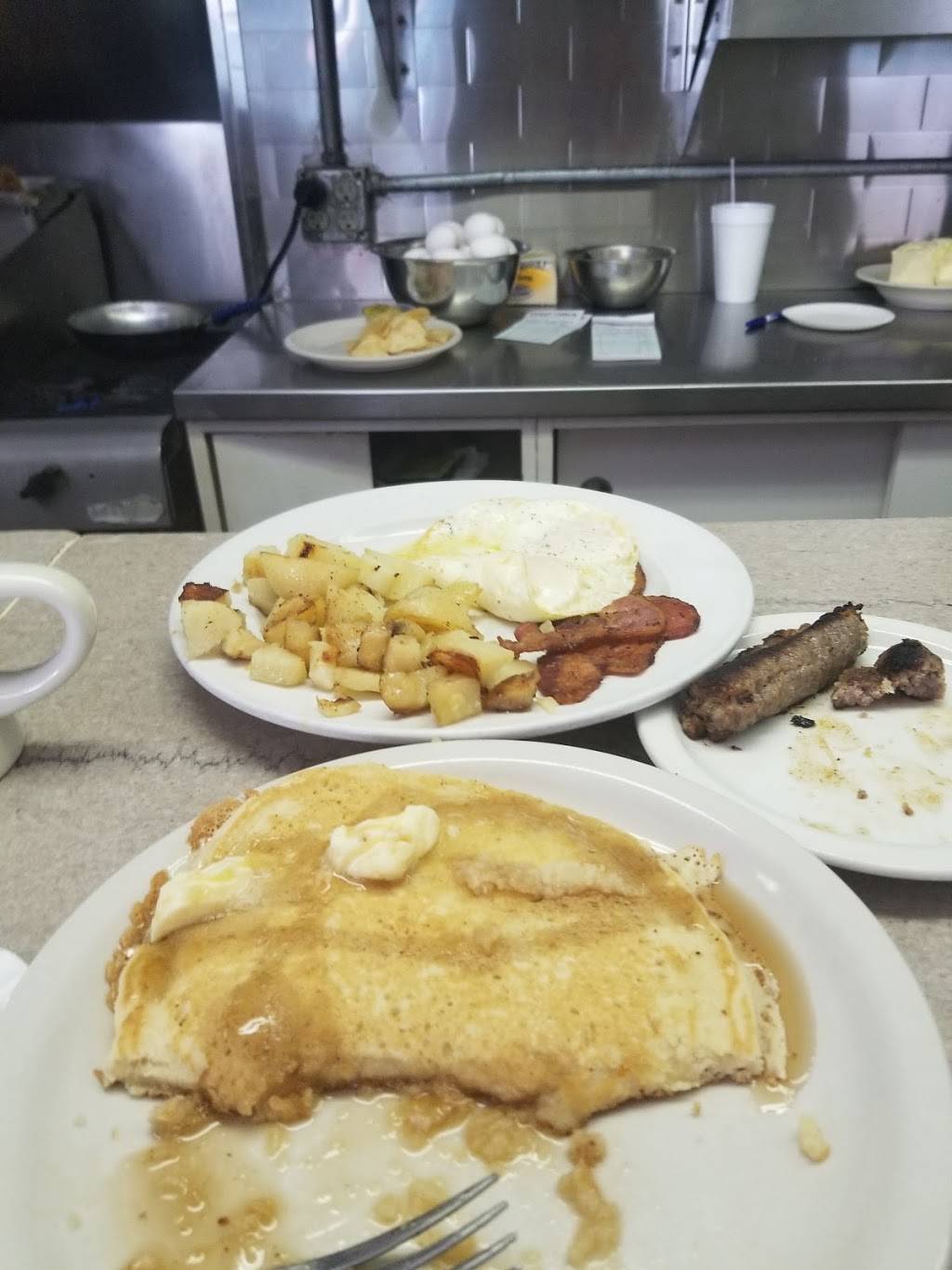 Johnnys Diner | restaurant | 1900 Woodville Ave, Pittsburgh, PA 15220, USA | 4129222900 OR +1 412-922-2900