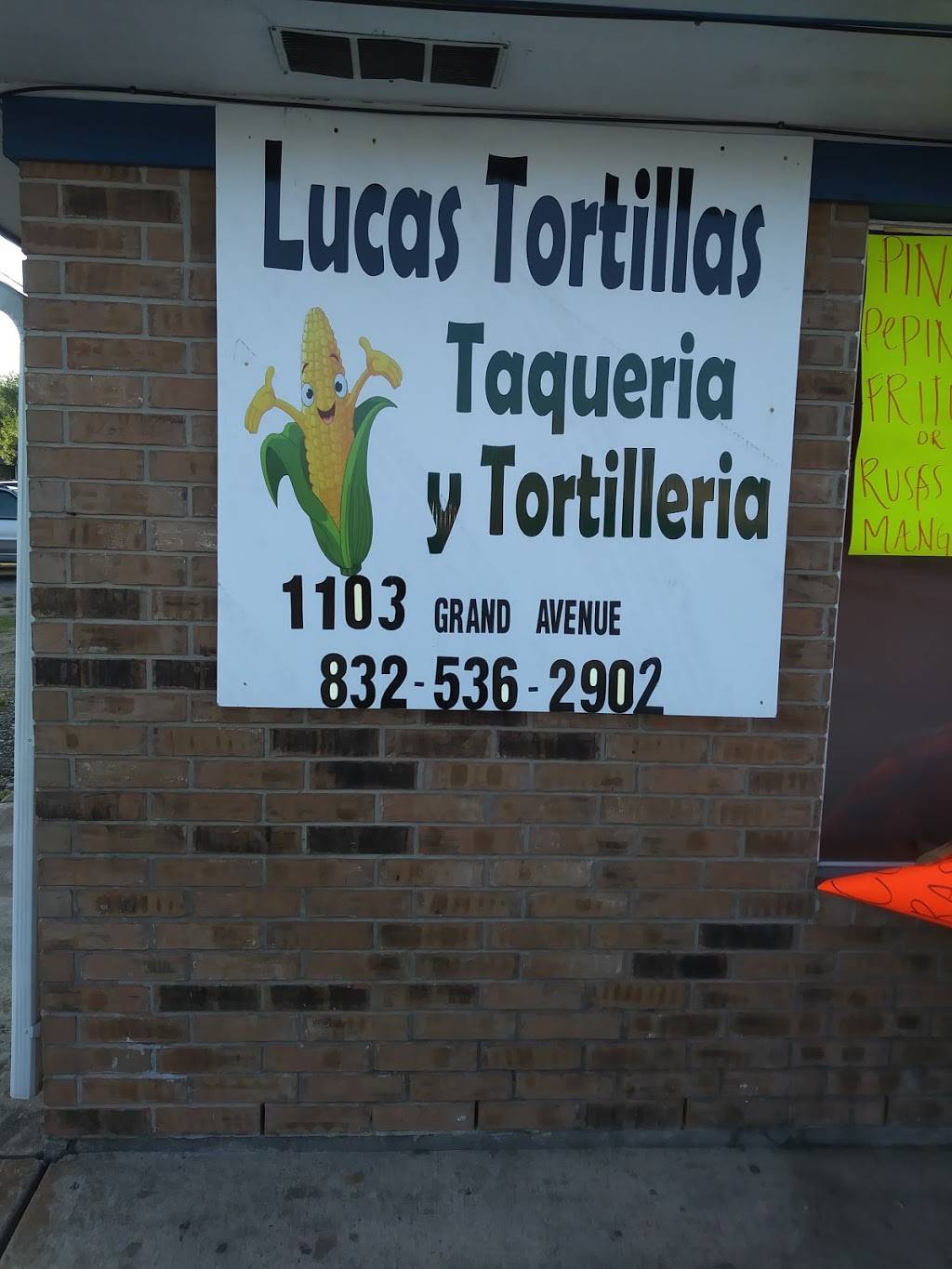 Lucas Tortillas | restaurant | 1103 Grand Ave, Bacliff, TX 77518, USA | 8325362902 OR +1 832-536-2902