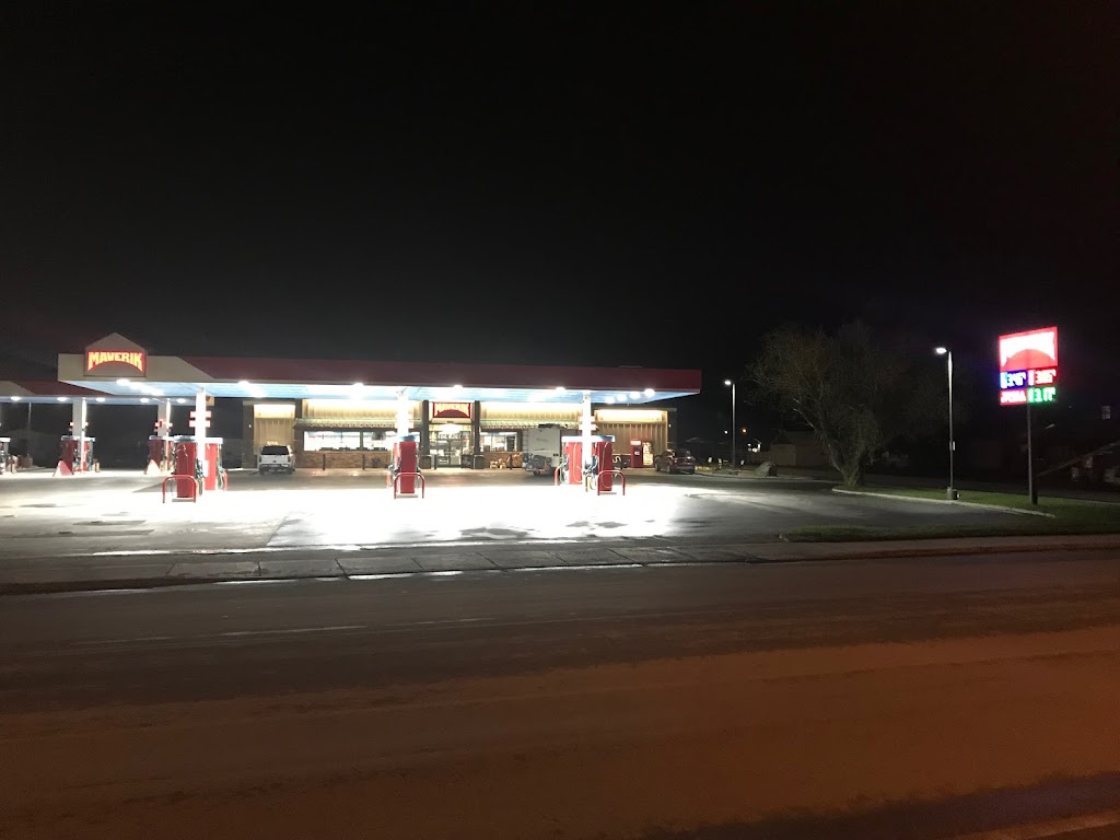 Maverik Adventures First Stop | restaurant | 160 N Main St, Thayne, WY 83127, USA | 3072002974 OR +1 307-200-2974