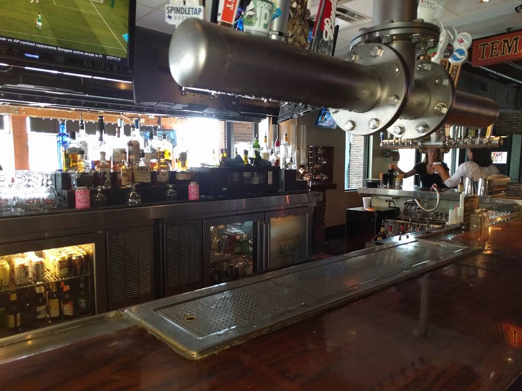 Brick House Tavern + Tap | restaurant | 12910 Northwest Fwy, Houston, TX 77040, USA | 7134620576 OR +1 713-462-0576