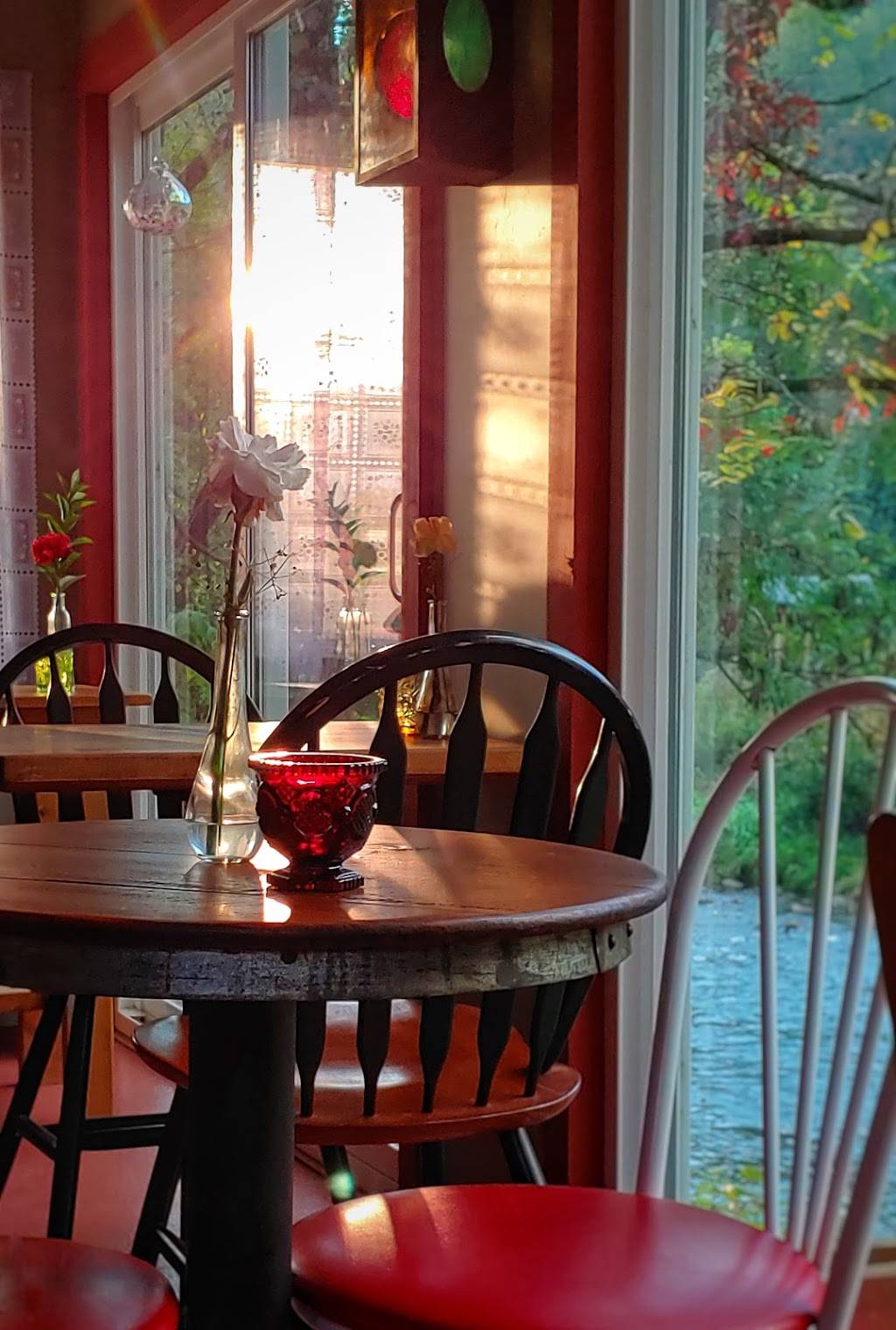 Dalaya | restaurant | 1084 W Main St, Sylva, NC 28779, USA | 8284774945 OR +1 828-477-4945