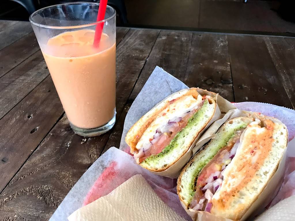 Maxfields House of Caffeine | cafe | 398 Dolores St, San Francisco, CA 94110, USA | 4152556859 OR +1 415-255-6859