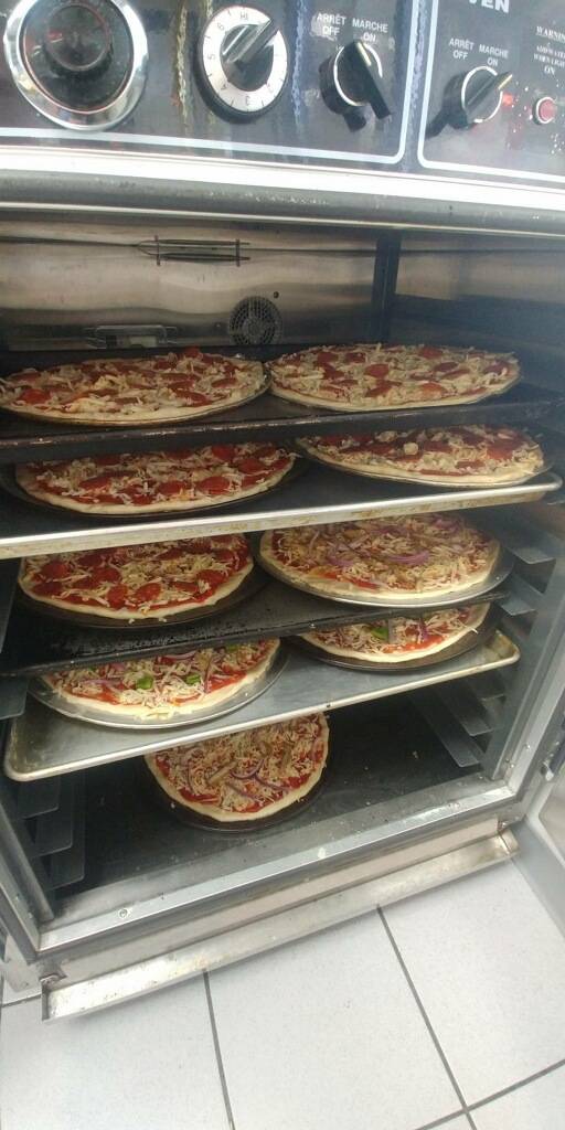 Mancinis Pizza Kitchen | meal takeaway | 6999 E Michigan Ave, Saline, MI 48176, USA | 7342350007 OR +1 734-235-0007