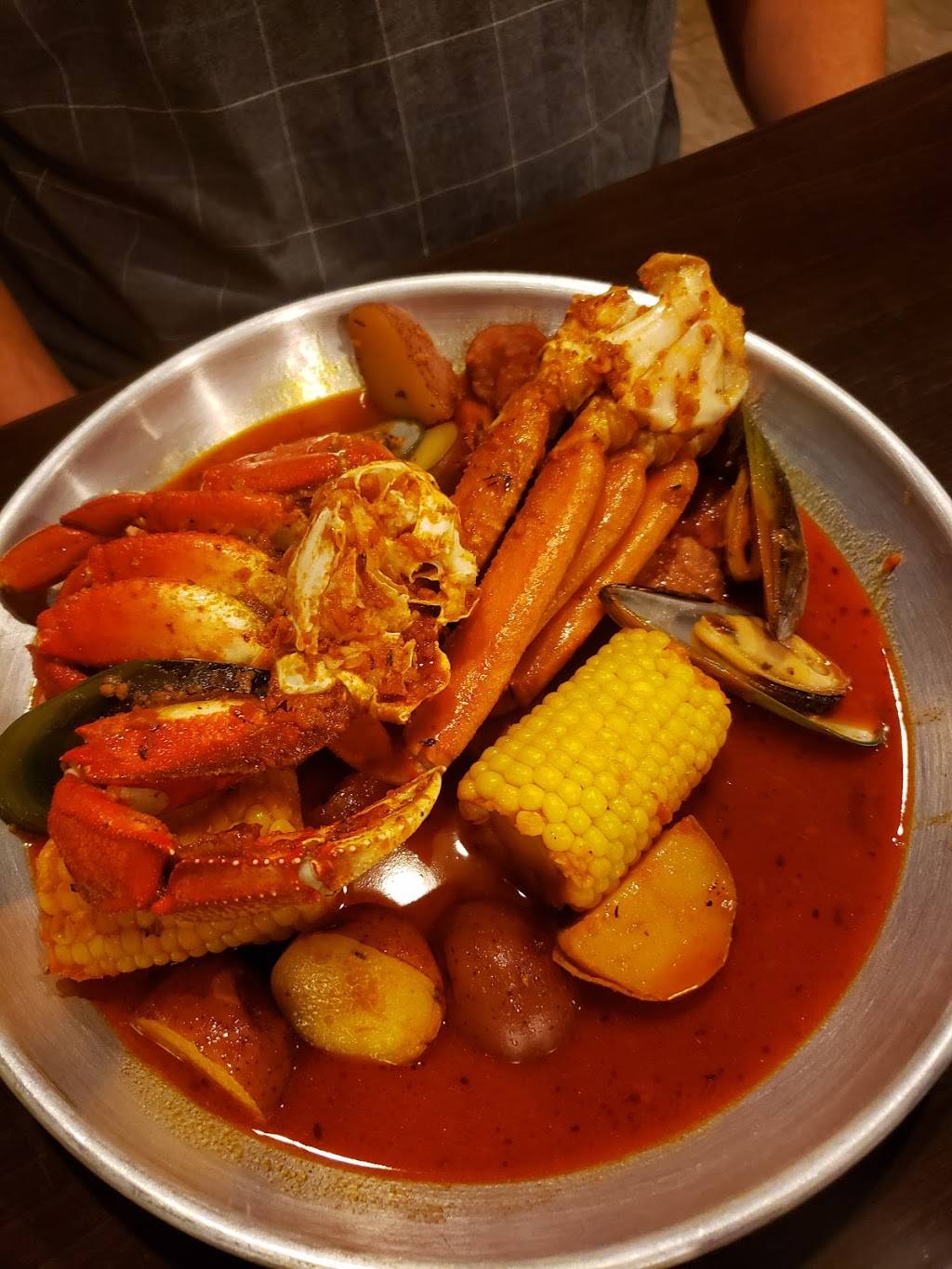 O.D. Crab House | restaurant | 708 E Oglethorpe Hwy, Hinesville, GA 31313, USA | 9123204283 OR +1 912-320-4283