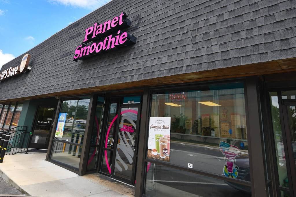 Planet Smoothie | cafe | 1917 Oxmoor Rd Ste 100, Homewood, AL 35209, USA | 2059858902 OR +1 205-985-8902