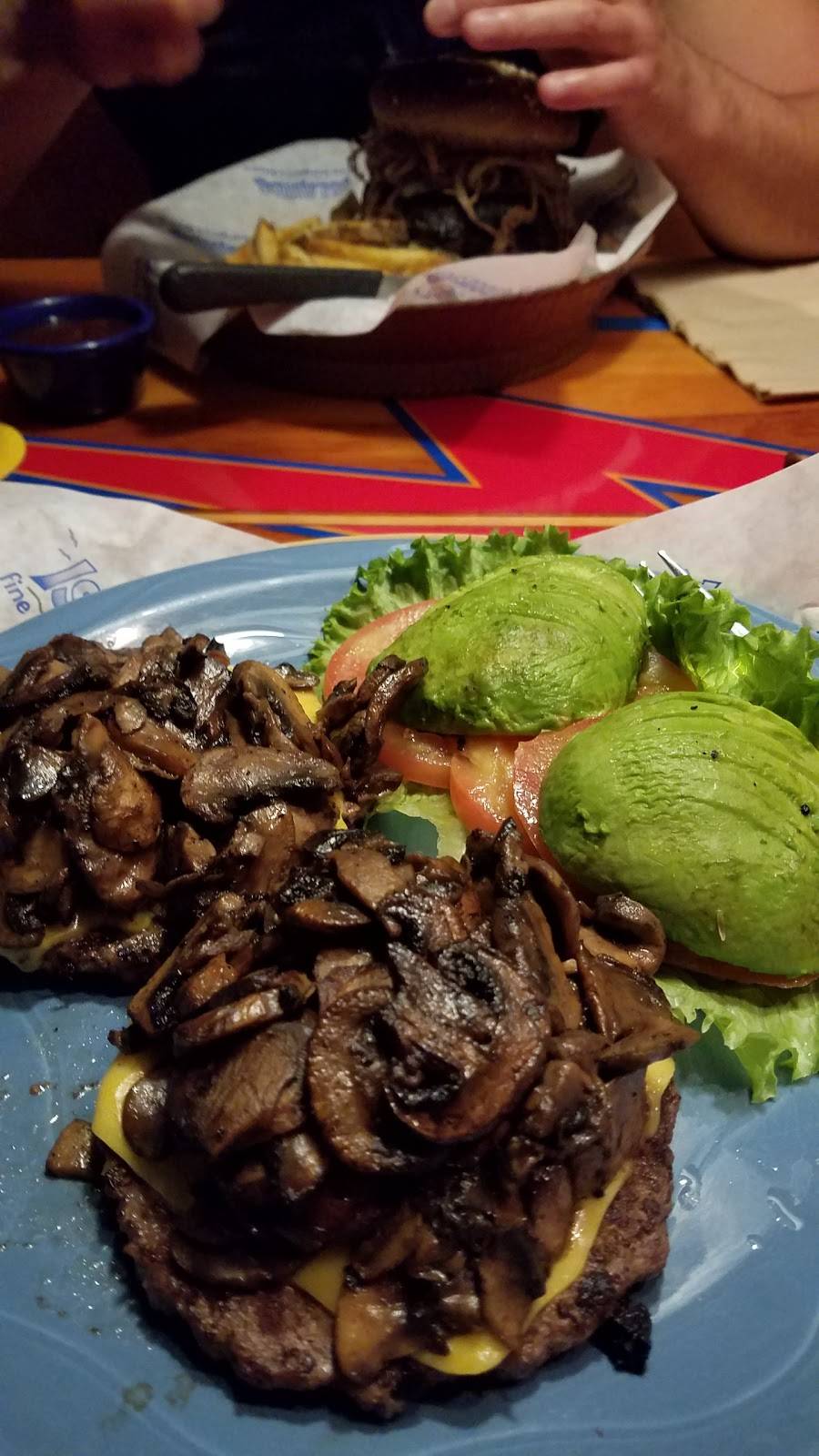 Islands Restaurant Newport Beach | restaurant | 1380 Bison Ave, Newport Beach, CA 92660, USA | 9492190445 OR +1 949-219-0445