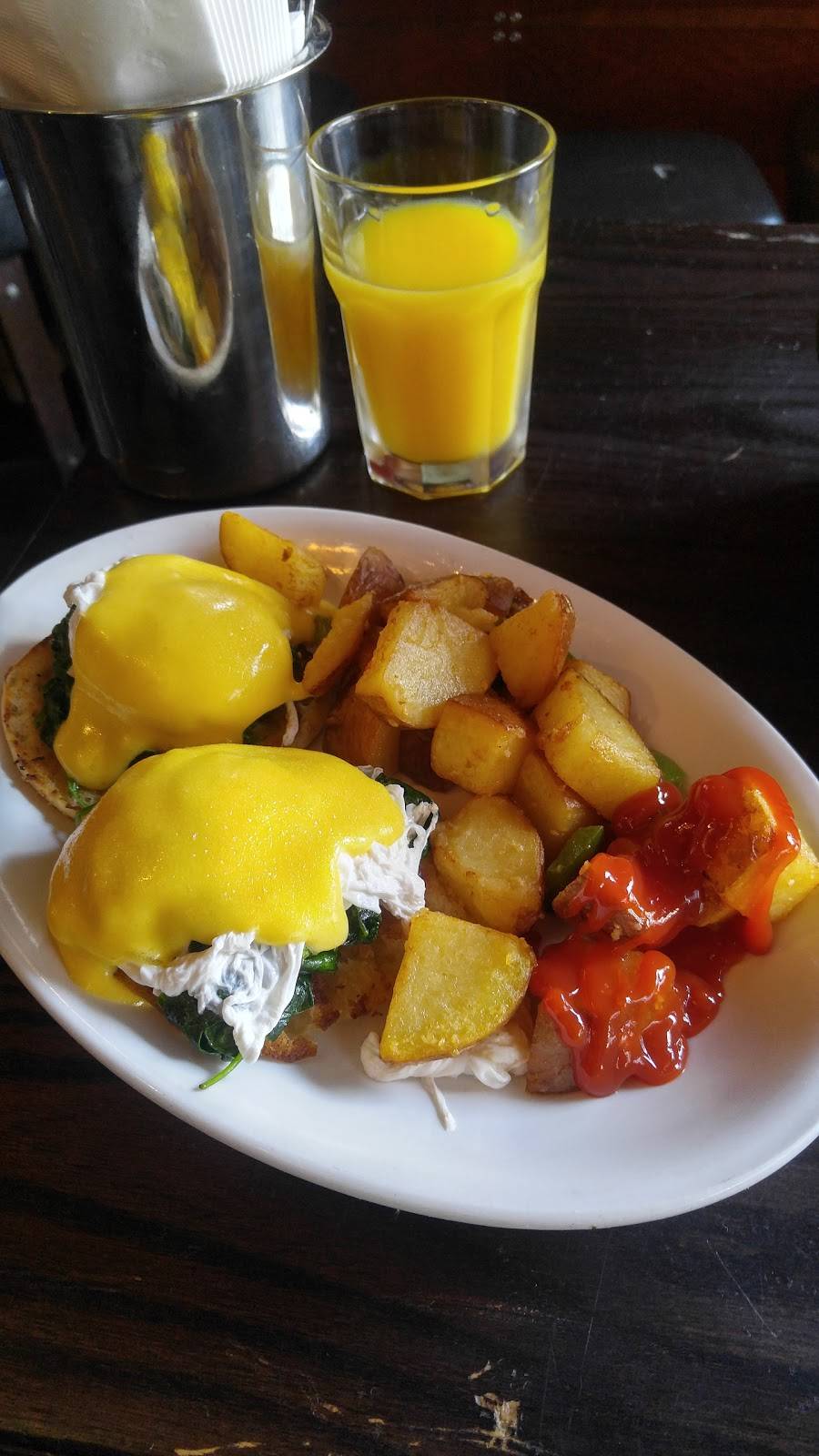 Bullitt | restaurant | 2209 Polk St, San Francisco, CA 94109, USA | 4152680140 OR +1 415-268-0140