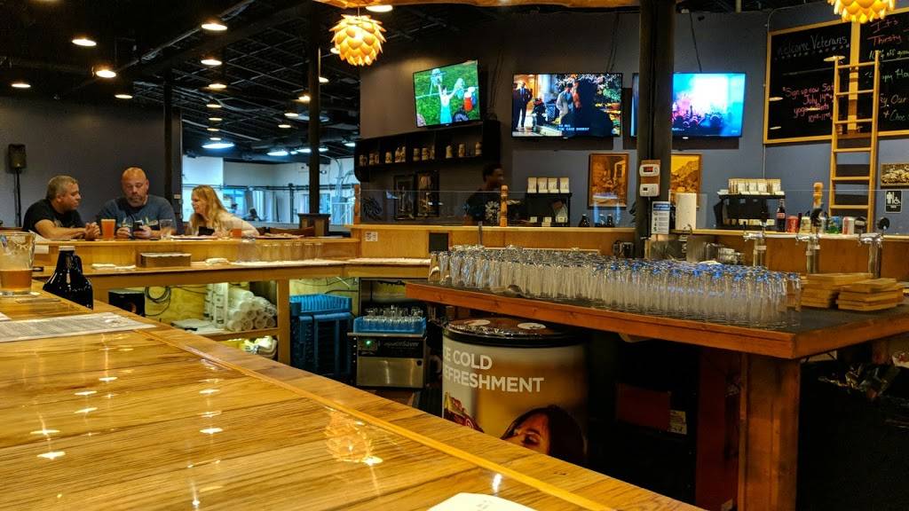 Dragon Hops Brewing | restaurant | 130 E Main St, Purcellville, VA 20132, USA | 5404413660 OR +1 540-441-3660