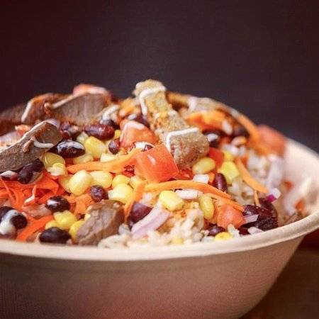 Freshii | restaurant | 861 York Mills Rd, North York, ON M3B 1Y2, Canada | 4163840145 OR +1 416-384-0145