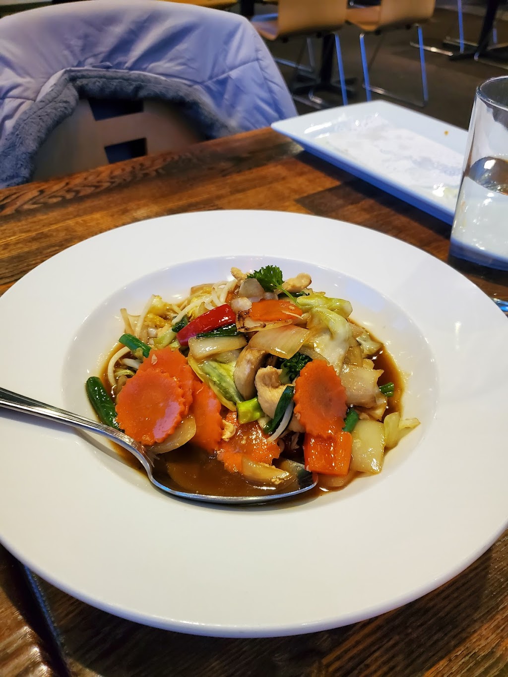 Thai Port Restaurant Newport | restaurant | 859 SW Bay Blvd., Newport, OR 97365, USA | 5415745553 OR +1 541-574-5553