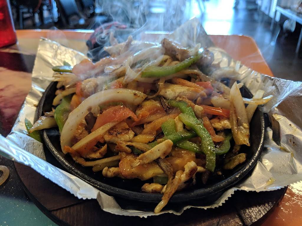 Sergios Taqueria | restaurant | 1870 US-54 BUS, Lake Ozark, MO 65049, USA | 5736931771 OR +1 573-693-1771