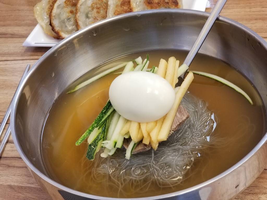 Daebak Wang Mandoo Korean Dumplings | restaurant | 33100 Pacific Hwy S #5, Federal Way, WA 98003, USA | 2535179548 OR +1 253-517-9548